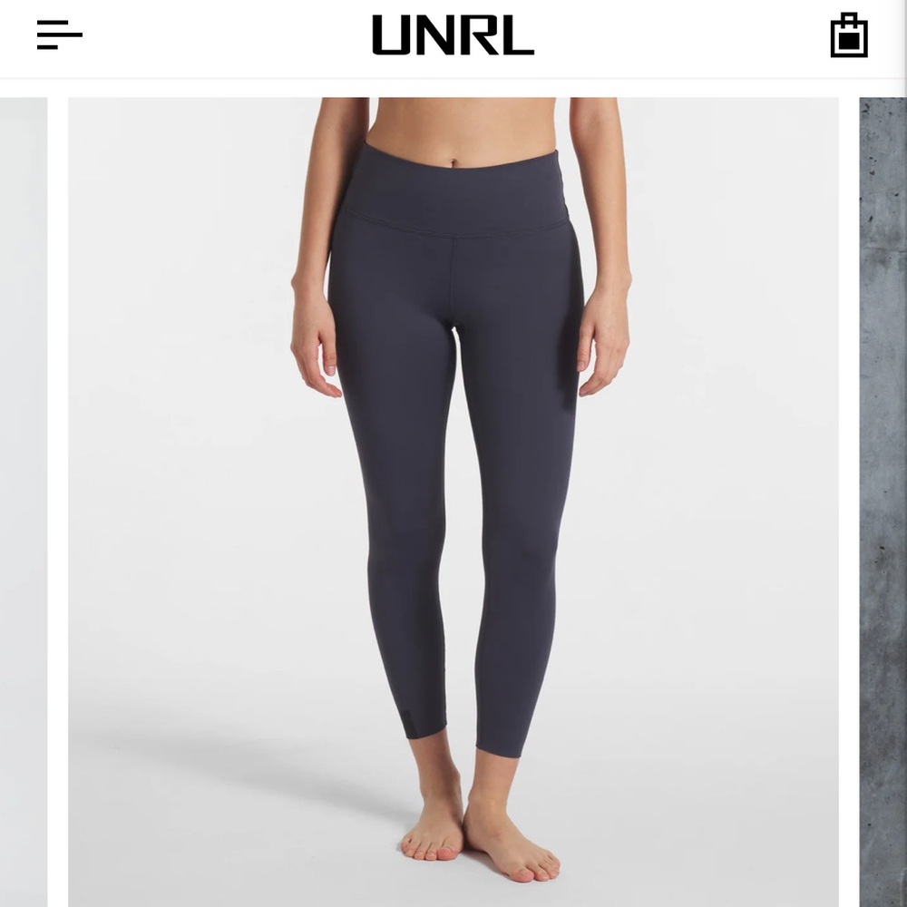 UNRL Women's Gray Leggings